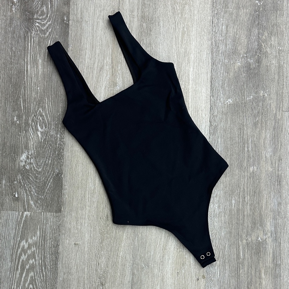 NEW Good American Small Black Square Neck Thong Bodysuit Soft Stretchy